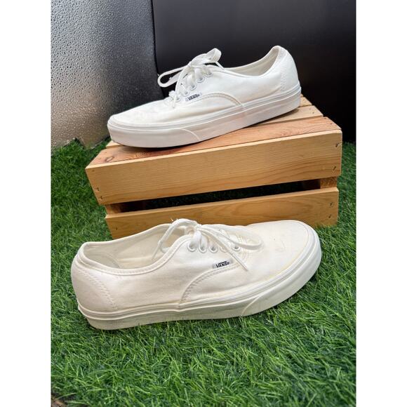 Vans- White- Canvas- Slip Ons- Size 7.5 - Picture 1 of 10